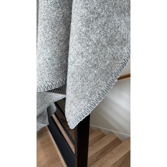 Pendleton Home 100% Wool Blanket – Gray – 64" x 92" – Like New - Picture 7 of 10